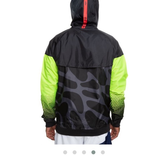 Nike sportswear windrunner retro jacket size Medium - Picture 14 of 15